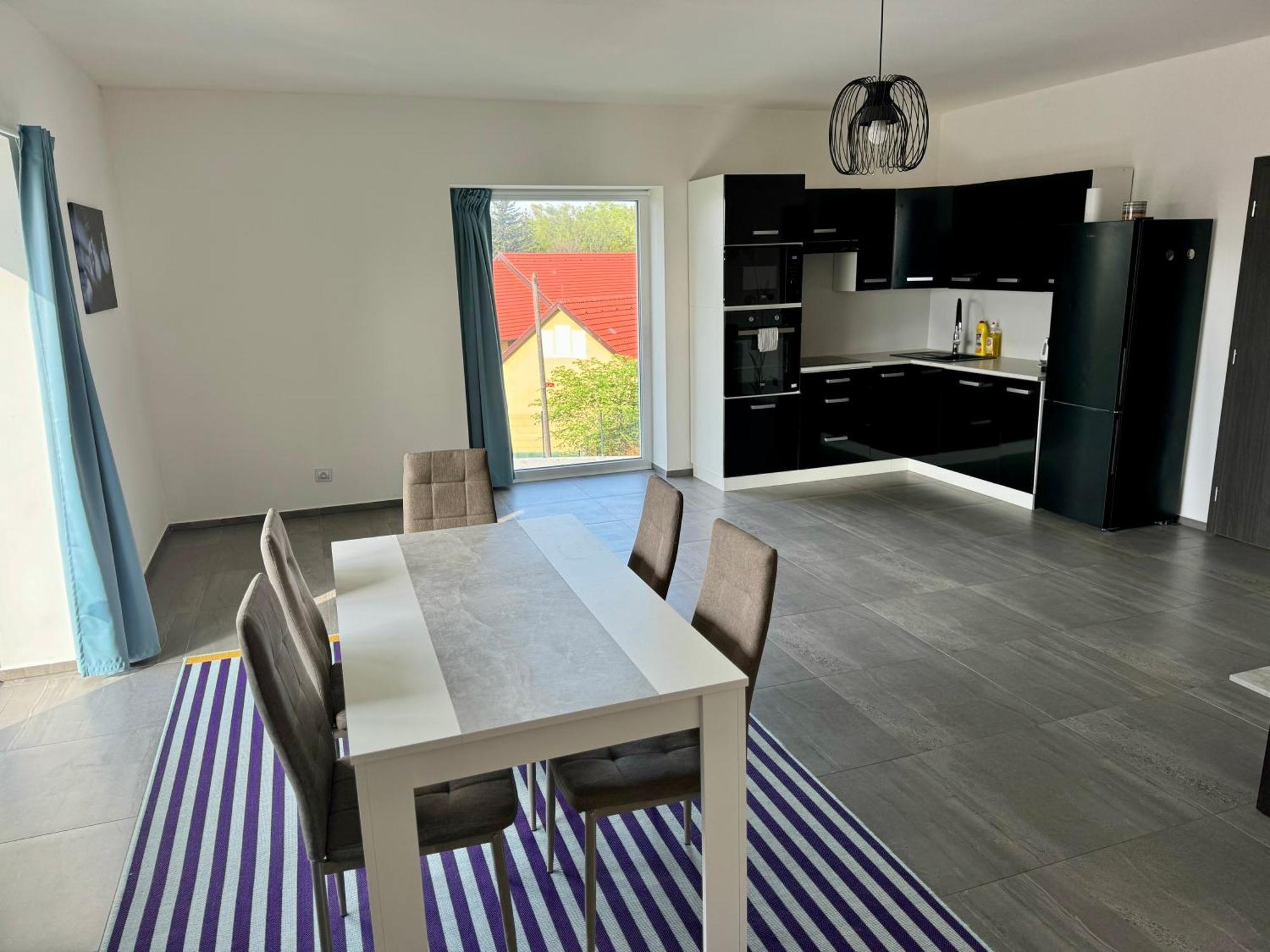 Byt Apartman 74M2 Vyhled Klid Priroda Prag Eksteriør billede